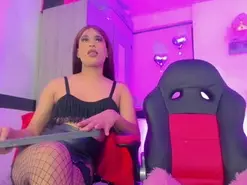 Amateur Free Porn Cam of hellen_moons