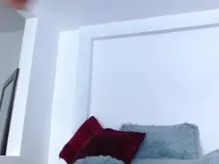 Amateur Nude Webcam of carolinespanky