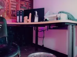 Amateur Live Porn of emeli_roushot