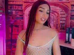 Amateur Free Live Porn of emeli_roushot