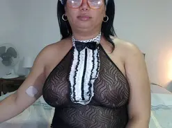 Amateur Adult Webcam of latinaflower_ts