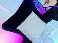 Amateur Live Porn of Sue_Katy