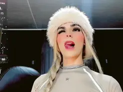 Amateur Free Porn Cam of alessa_mullen