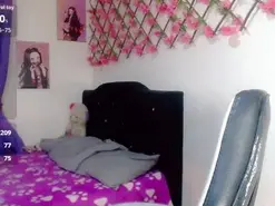 Amateur Adult Webcams of audrey_hot