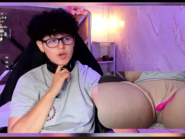 Cam4 Sex Cam of Luke_bear