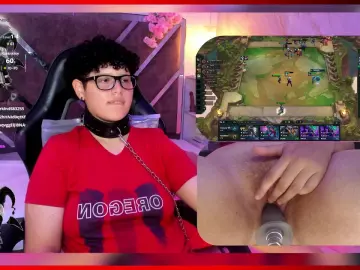 Cam4 Sex Cam of Luke_bear