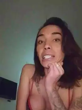 Cam4 Watch Live Sex Cams of Louiselins