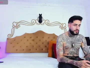 Cam4 Watch Live Sex Cams of Logan_Mishell