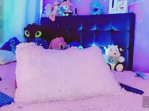 Cam4 Free Live Porn of ThaliaGirl26