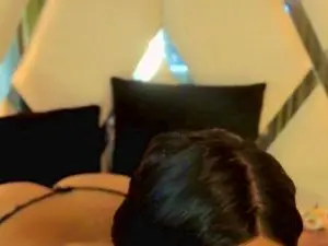 Cam4 Free Live Porn of Meelfox