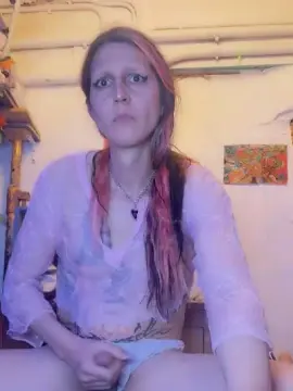 Cam4 Free Live Porn of skylova69