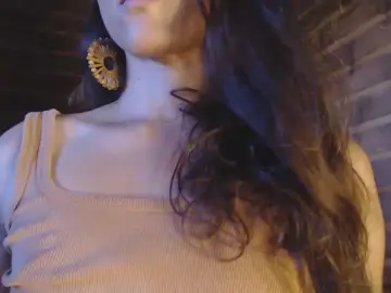 Cam4 Live Porn of yvy_zotz