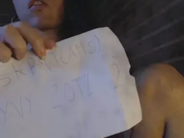 Cam4 Sex Cam of yvy_zotz