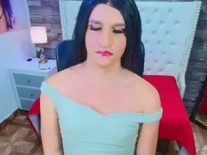 Cam4 Watch Live Sex Cams of TRINY_TS