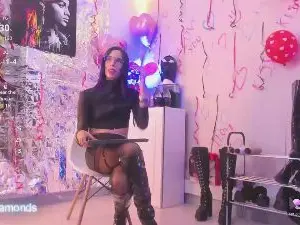 Cam4 Best Webcam of NicolleDiamonds