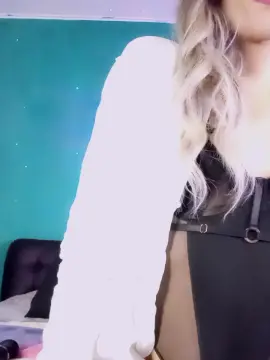 Cam4 Private Sex Chat of Karendolly8