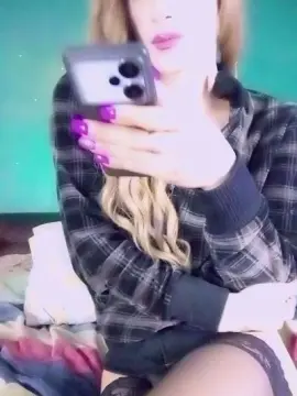 Cam4 Adult Video Chat of Karendolly8