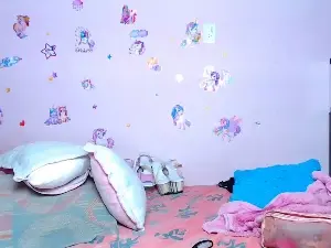 Cam4 Adult Webcam of ShantaltsFox