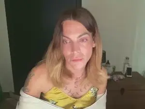 Cam4 Free Live Porn of Sophiaat40