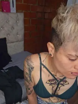 Cam4 Free Porn Cam of Megan222_