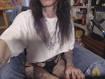 Cam4 Free Live Porn of layaldabaoth