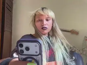 Cam4 Adult Webcam of frierenhott