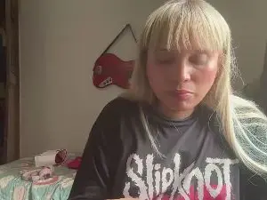 Cam4 Live Sex Cam of frierenhott