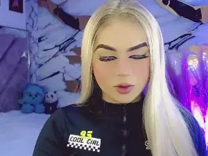 Cam4 Watch Live Sex Cams of miss_adriana43