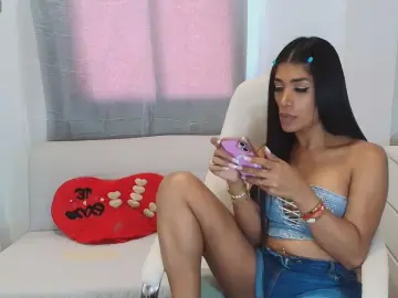 Cam4 Watch Live Sex Cams of Niickyyyx