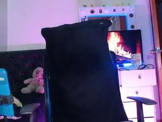 Camsoda Adult Webcams of shopia-foxx