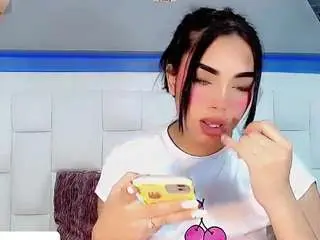 Camsoda Nude Webcam of sofi-hdz