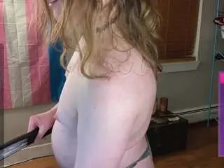Camsoda Sex Cam of luluvaladon