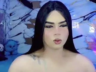 Camsoda Nude Webcam of miss-adriana