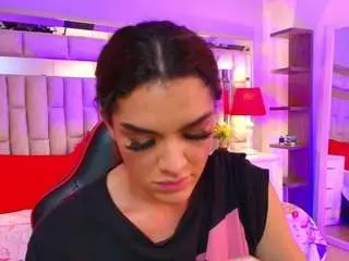 Camsoda Free Live Porn of mariiahneedles