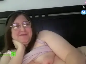 Chaturbate Free Porn Cam of softenbyyy
