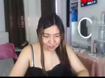 Chaturbate Live Sex Cam of stellahugets