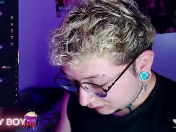 Chaturbate Live Sex Cam of prince_ftm1