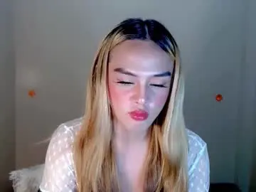 Chaturbate Live Sex Cam of khelani_tsgirl4u