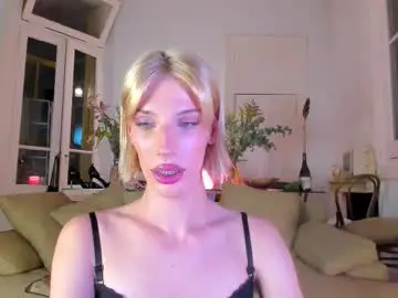 Chaturbate Live Sex Cam of sn0wcat