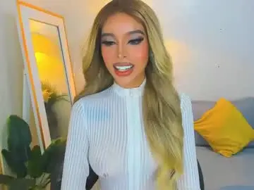Chaturbate Nude Webcam of asiandiamond69