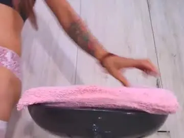 Chaturbate Adult Video Chat of rachellbrunet22