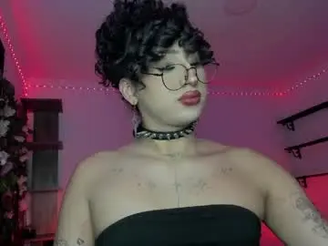 Chaturbate Sex Cam of heka_prudence