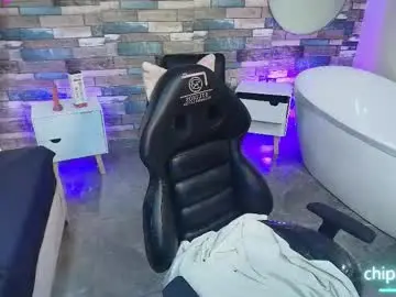 Chaturbate Live Sex of chipi_tay