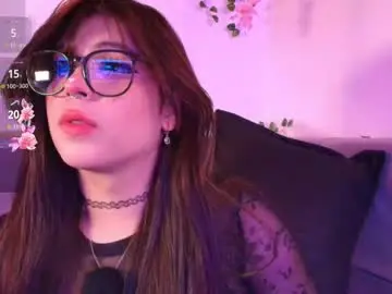 Chaturbate Live Sex Cam of yuri_stars