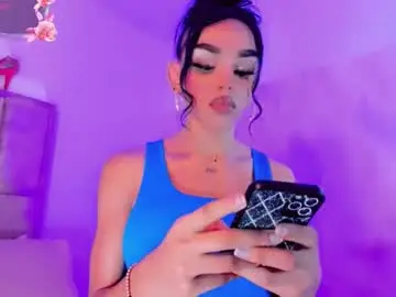 Chaturbate Live Sex Cam of miia_sophia