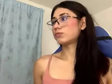 Chaturbate Nude Webcam of camila_trans19