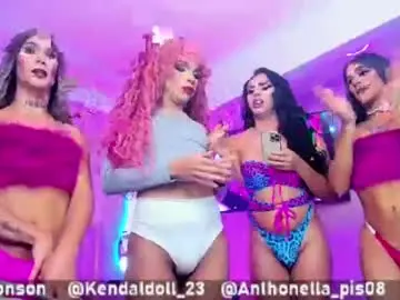 Chaturbate Live Sex Cam of sexydollsxxxx