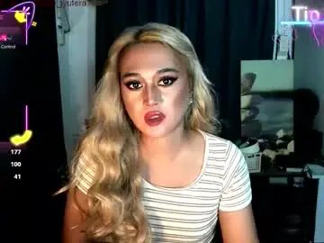 Chaturbate Best live sex cam show of kylie_iyutera