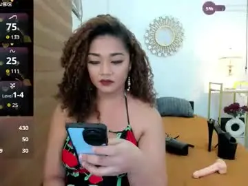 Chaturbate Live Sex Cam of ts_barbiecurly69