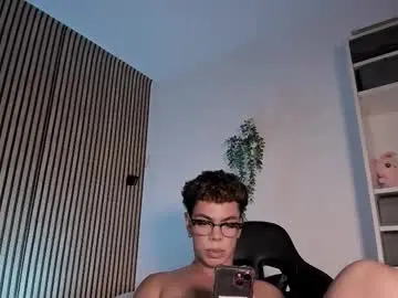 Chaturbate Free Porn Cam of bonny_shine599